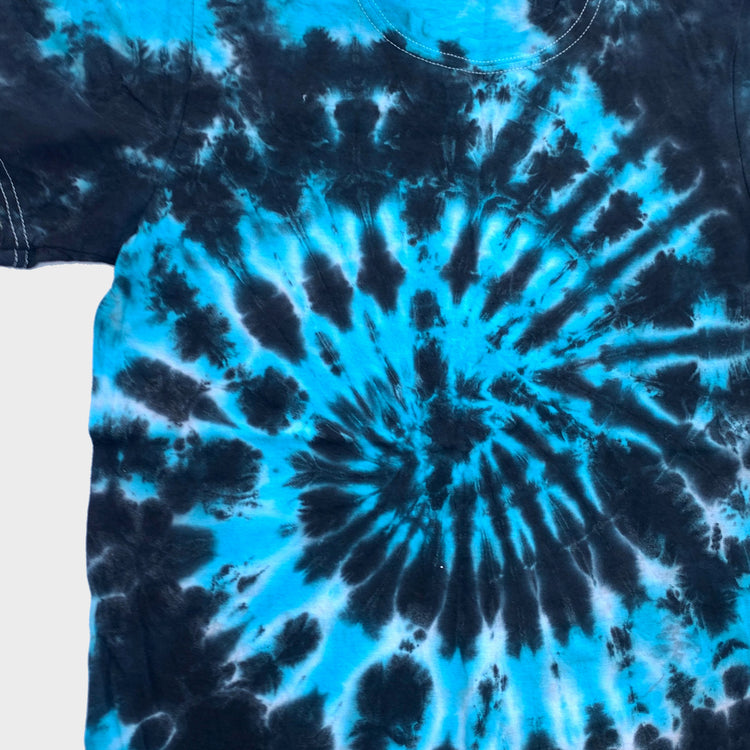 Blue/Black Spiral Tie Dye T-shirt - Free Shipping - iimvclothing