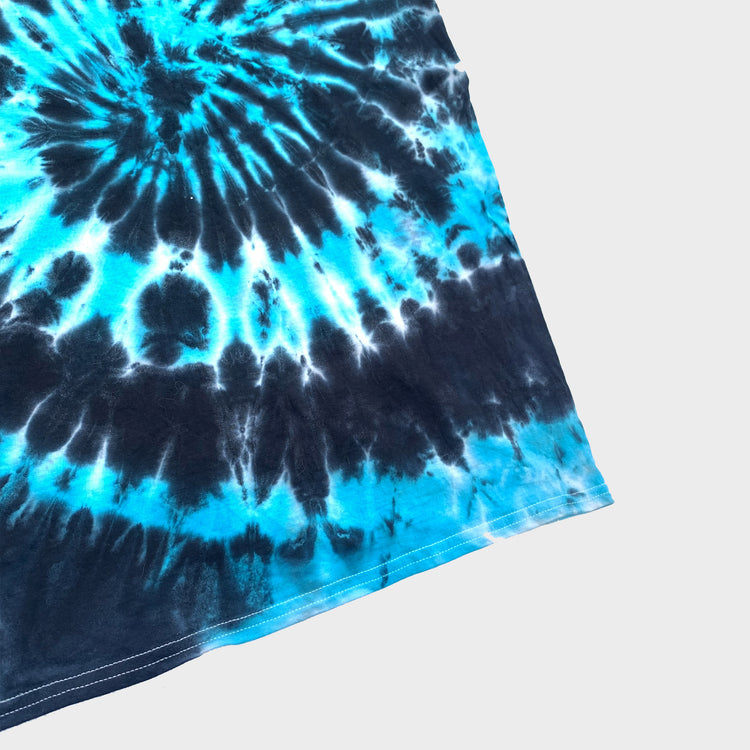 Blue/Black Spiral Tie Dye T-shirt - Free Shipping - iimvclothing
