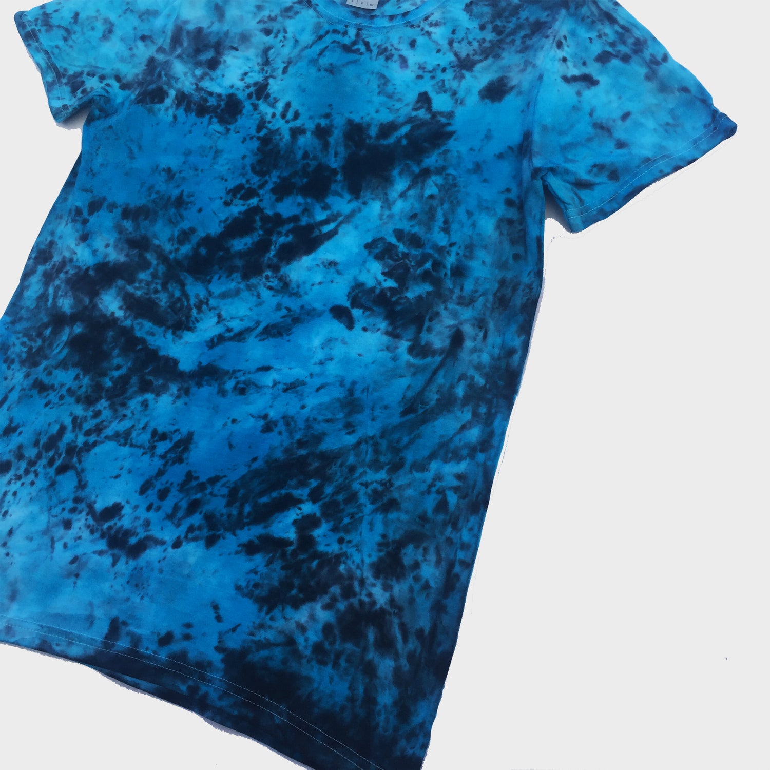 Blue/Black Tie Dye T-shirt - Free Shipping - iimvclothing