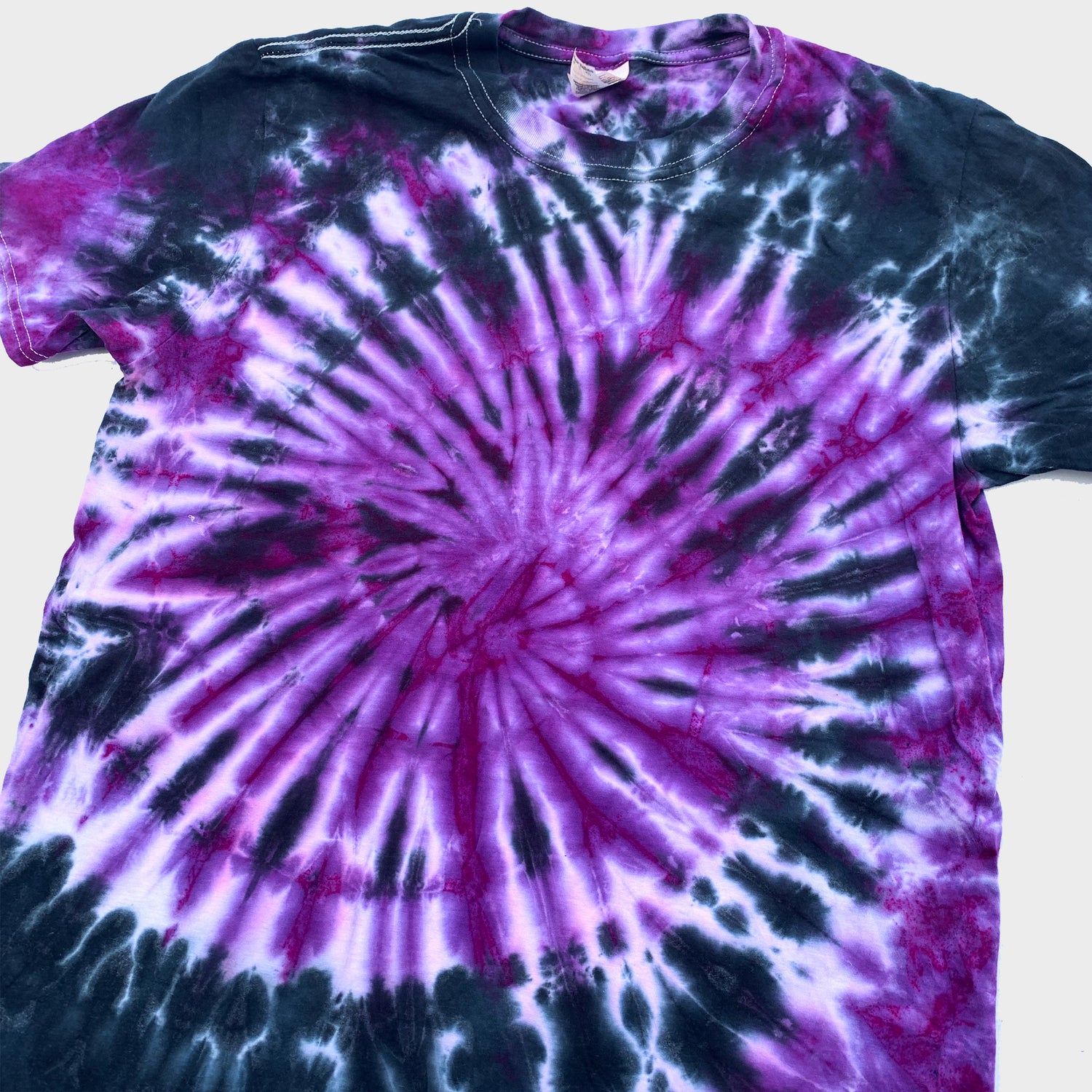 Purple/Black Spiral Tie Dye T-shirt - Free Shipping - iimvclothing