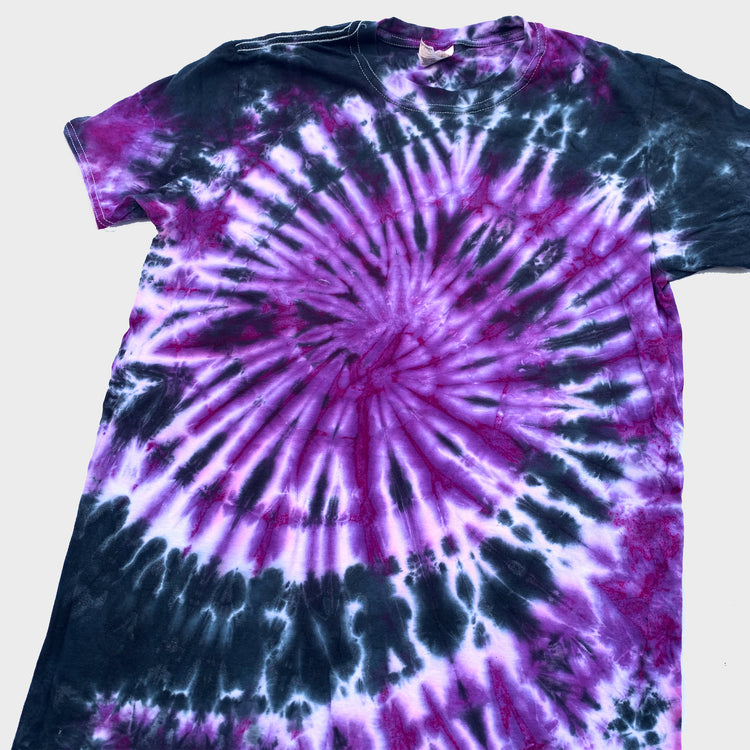 Purple/Black Spiral Tie Dye T-shirt - Free Shipping - iimvclothing