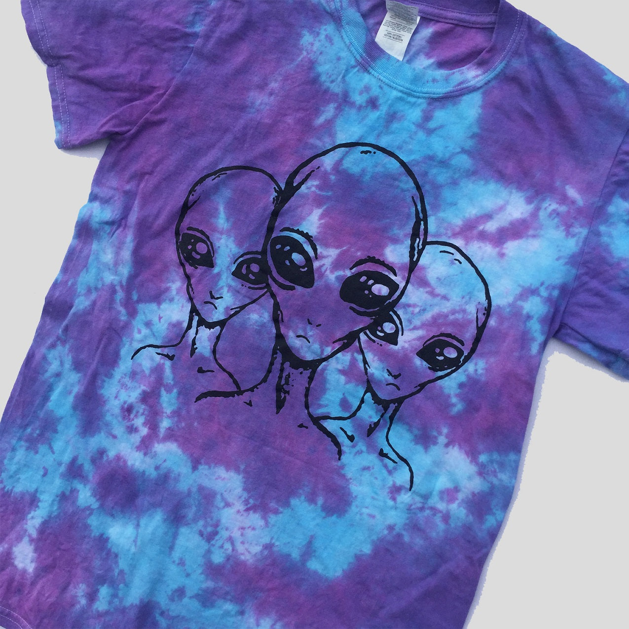 Aliens Purple/Blue Tie Dye T-shirt - Free Shipping - iimvclothing