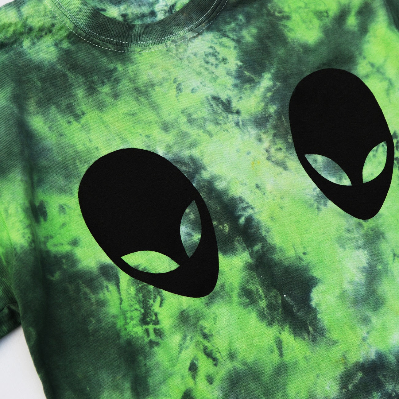 Alien Boobs Green/Black Tie Dye T-shirt - Free Shipping - iimvclothing