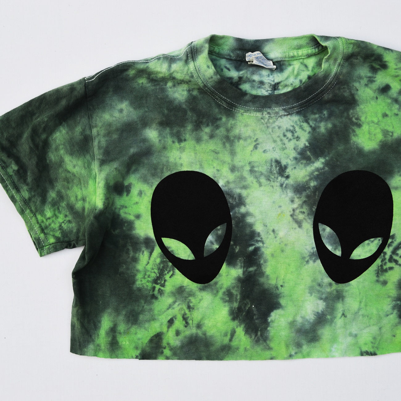Alien Boobs Green/Black Tie Dye Crop Top - Free Shipping - iimvclothing