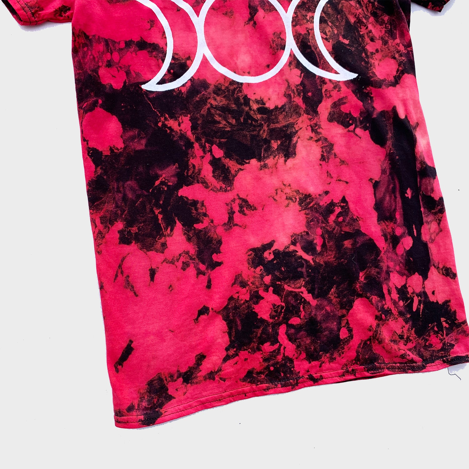 Mother Maiden Crone Red/Black Reverse Tie Dye T-shirt - Free Shipping - iimvclothing