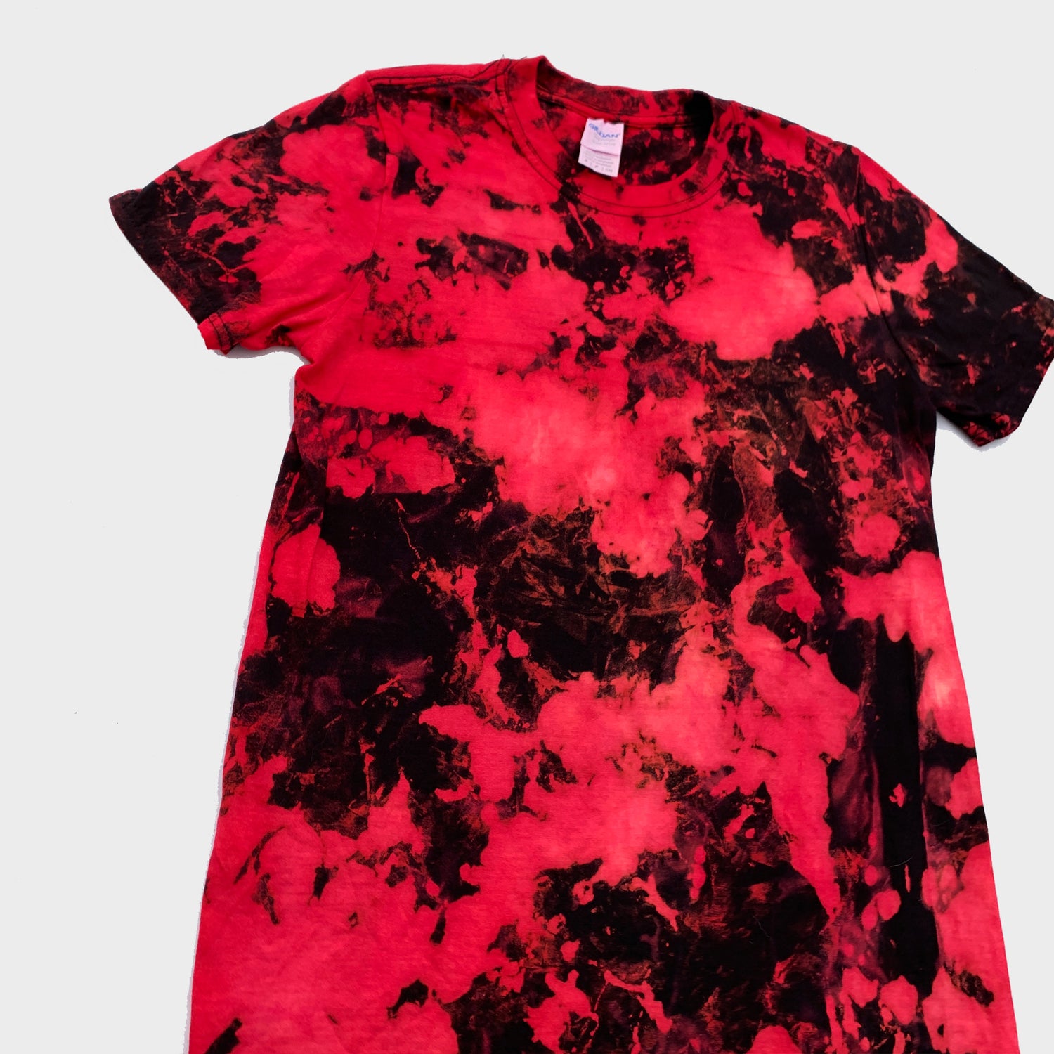 Red/Black Reverse Tie Dye T-shirt - Free Shipping - iimvclothing