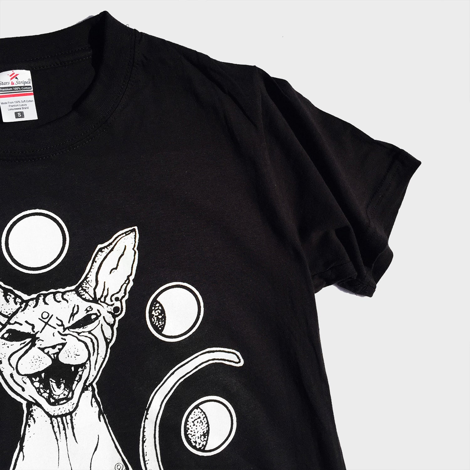 Moon Cat Black T-shirt - Free Shipping - iimvclothing