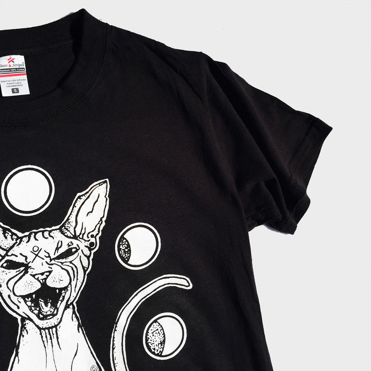 Moon Cat Black T-shirt - Free Shipping - iimvclothing
