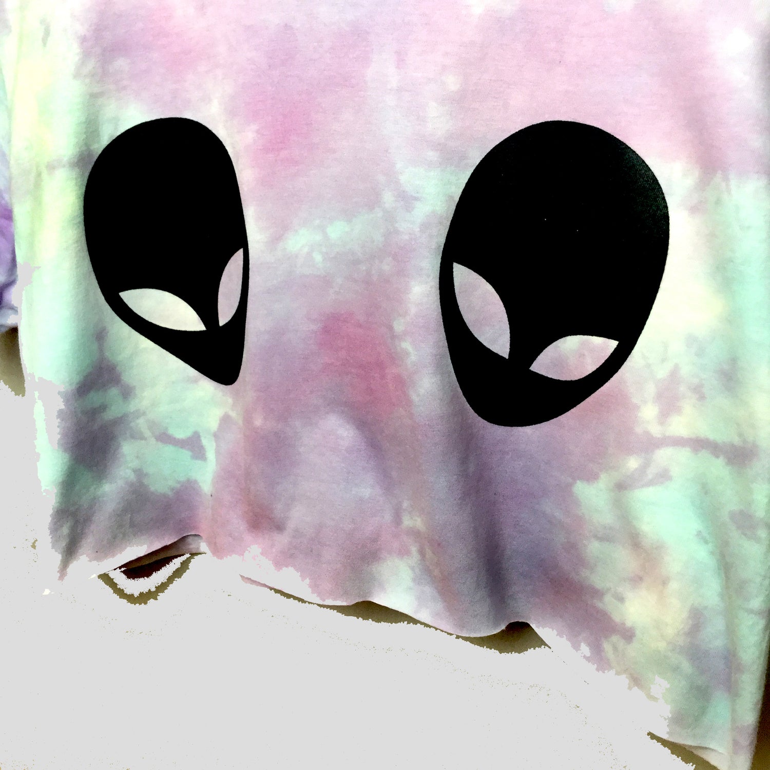 Alien Boobs Purple/Blue Tie Dye Crop Top - Free Shipping - iimvclothing