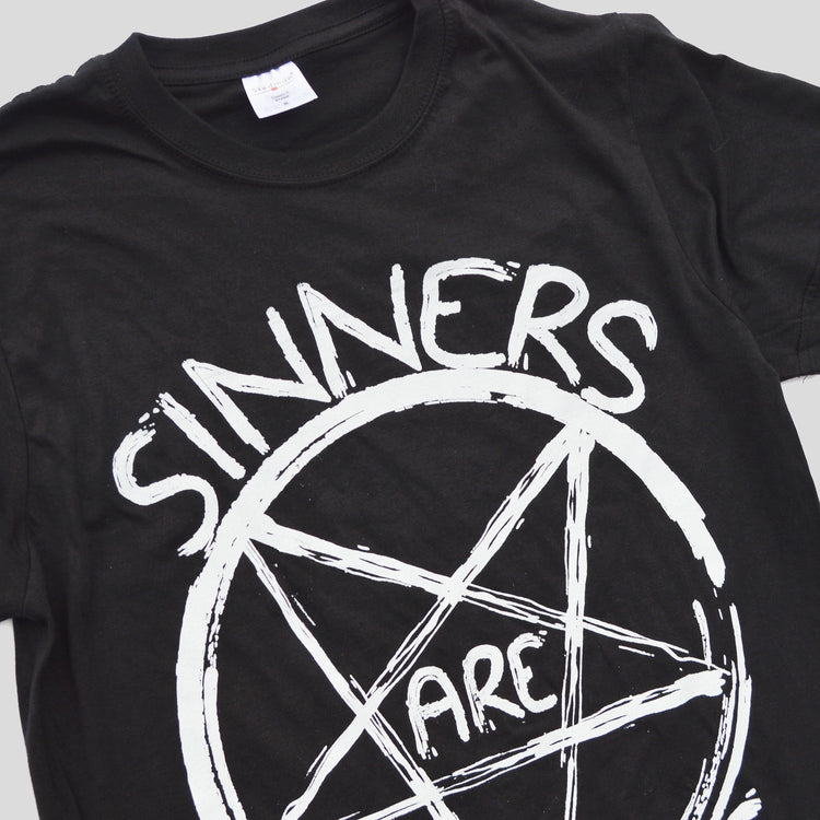 Sinners Are Winners Black T-shirt - Free Shipping - iimvclothing