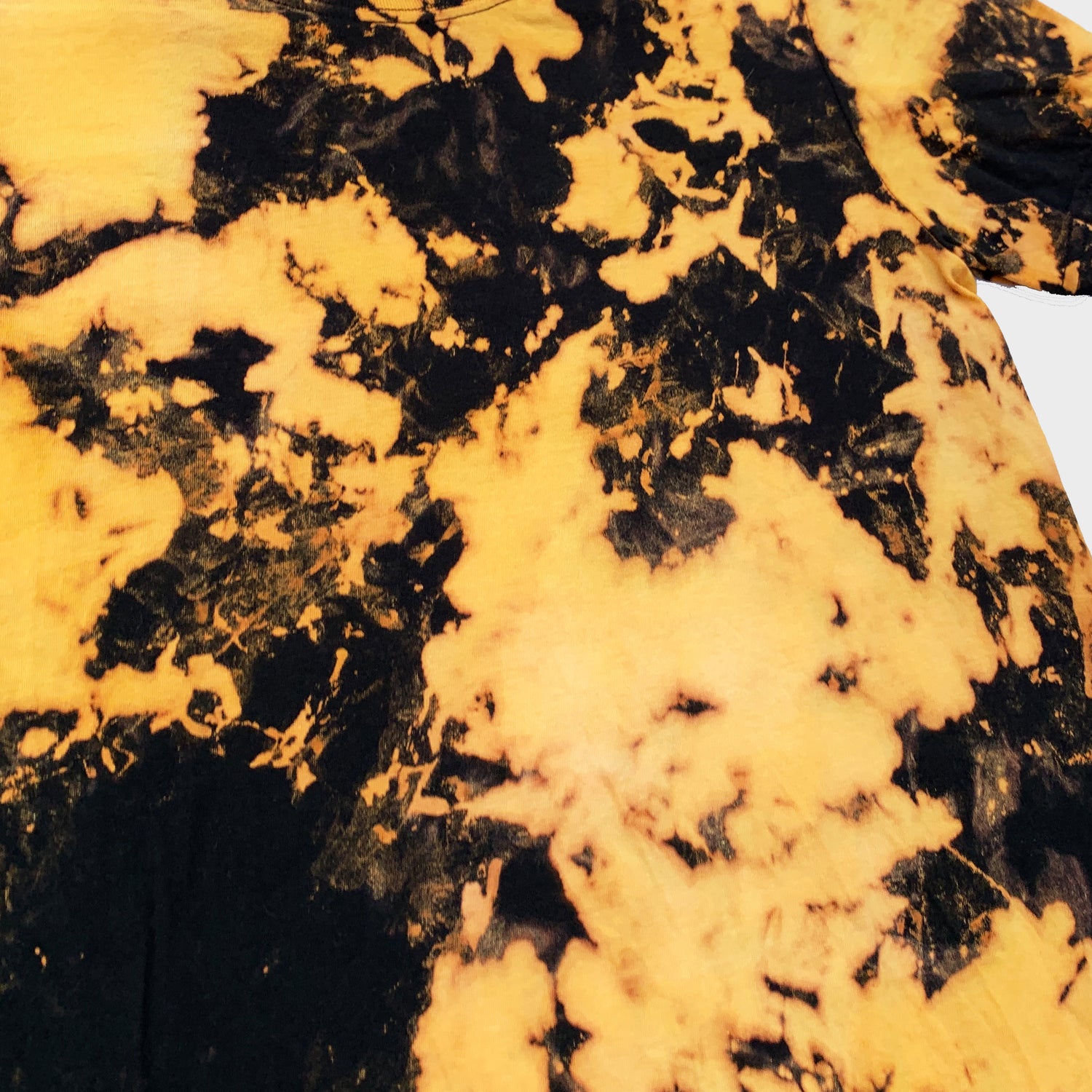 Yellow/Black Reverse Tie Dye T-shirt - Free Shipping - iimvclothing