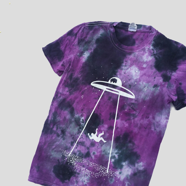 UFO Abduction Purple/Black Tie Dye T-shirt - Free Shipping - iimvclothing