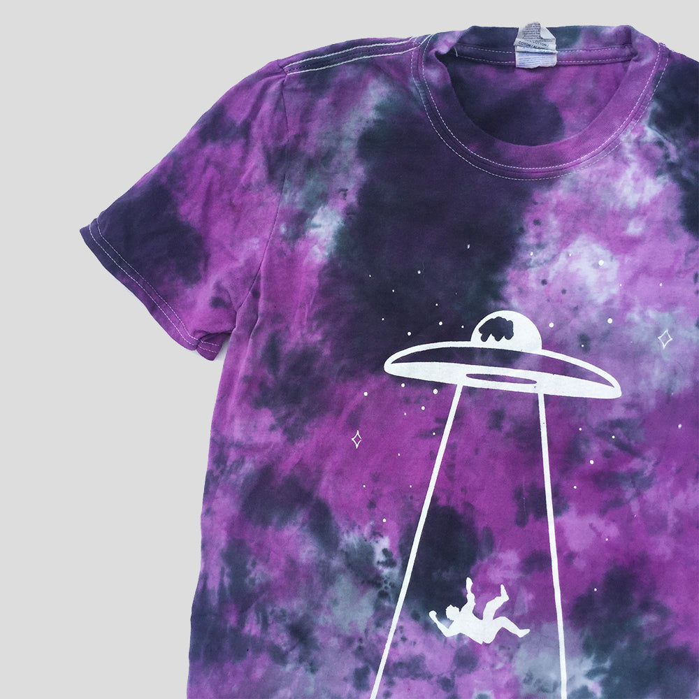 UFO Abduction Purple/Black Tie Dye T-shirt - Free Shipping - iimvclothing