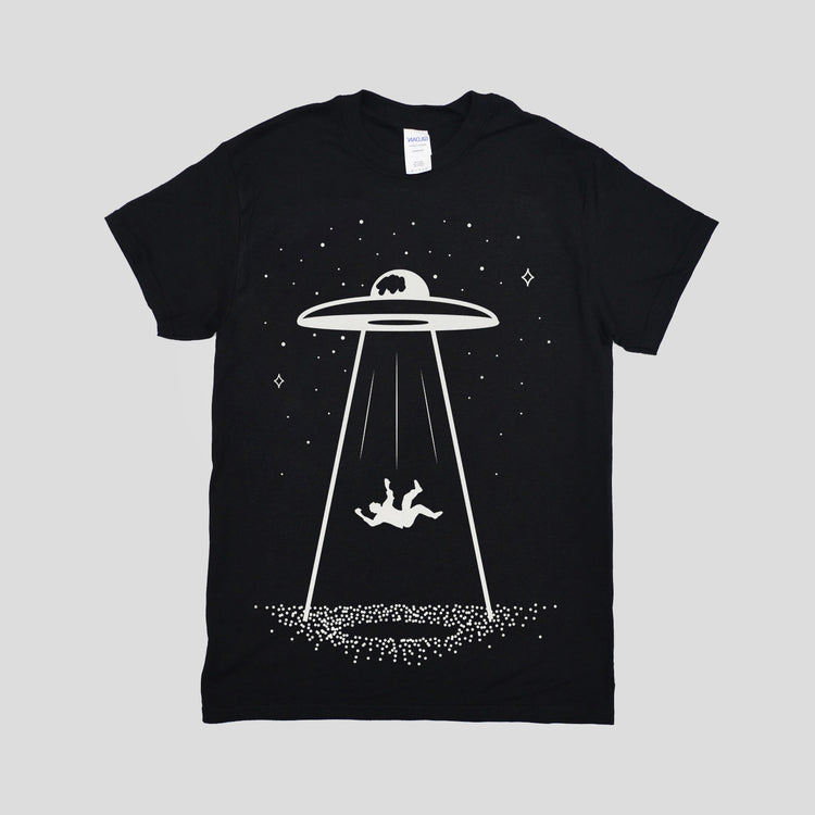 UFO Abduction Black T-shirt - Free Shipping - iimvclothing