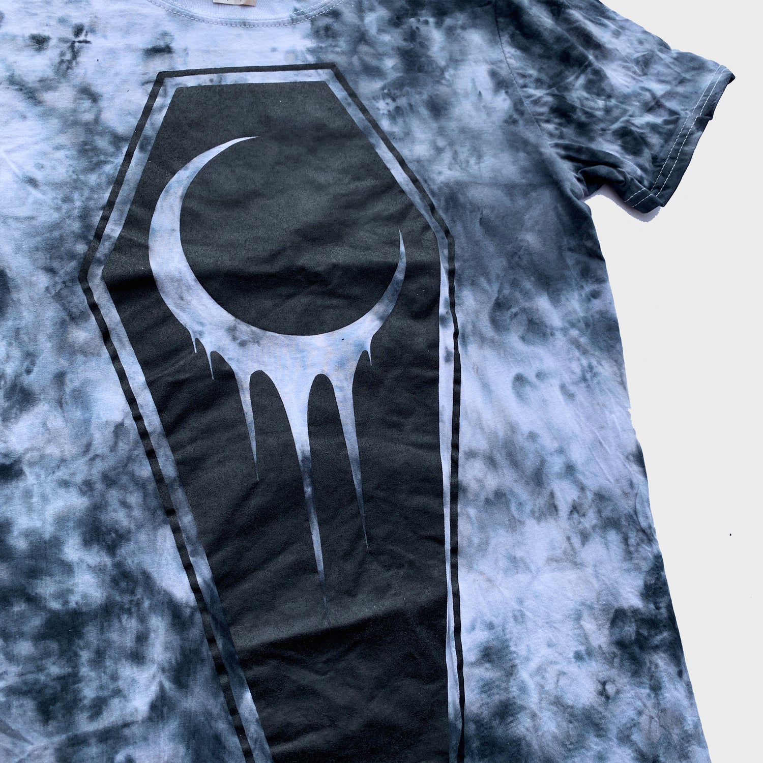 Crescent Coffin Grey Tie Dye T-shirt - Free Shipping - iimvclothing